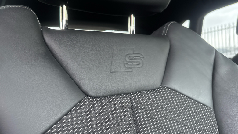 Audi Q3 35 TDI S Line 5dr S Tronic Diesel Estate